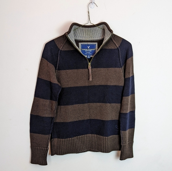 American Eagle sweater - Picture 2 of 5